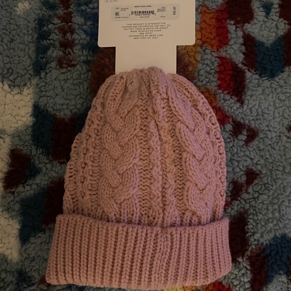 interchangeable pom pom beanie - Picture 3 of 5